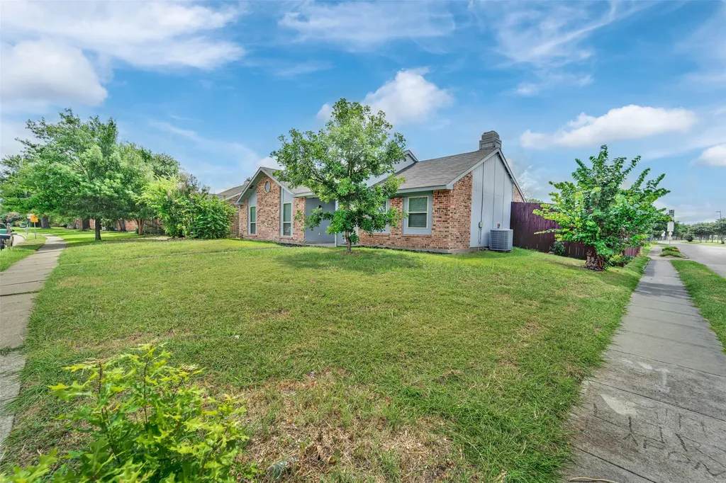1300 Rivercrest Boulevard Allen TX 75002