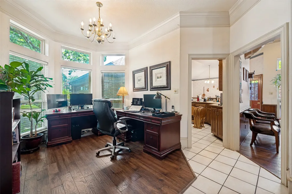 608 Crest Ridge Drive Irving TX 75061