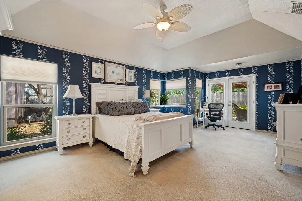 608 Crest Ridge Drive Irving TX 75061