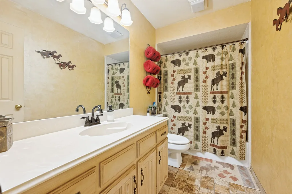 608 Crest Ridge Drive Irving TX 75061