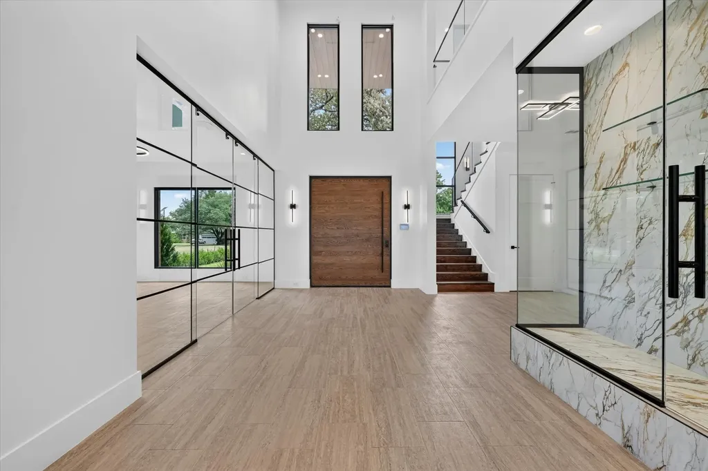 6466 Royal Lane Dallas TX 75230