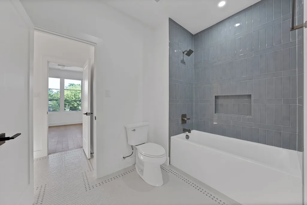 3724 Highgrove Drive Dallas TX 75220