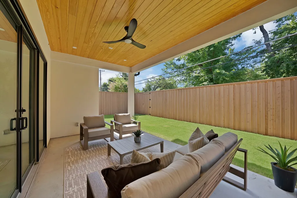 3724 Highgrove Drive Dallas TX 75220