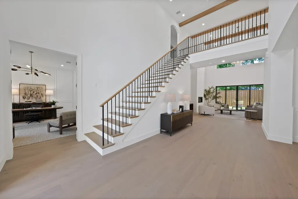 3724 Highgrove Drive Dallas TX 75220