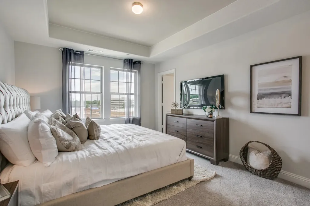 935 Ponds Edge Lane Euless TX 76040
