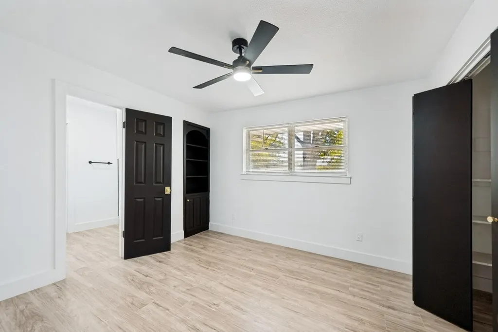 317 Cedar Creek Court Fort Worth TX 76103