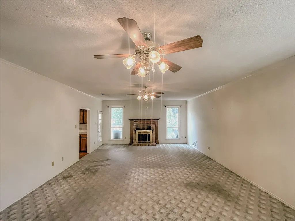 1312 Rio Grande Drive Benbrook TX 76126