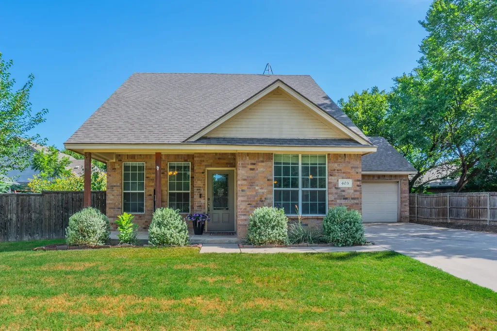 403 Summer Tree Lane Springtown TX 76082