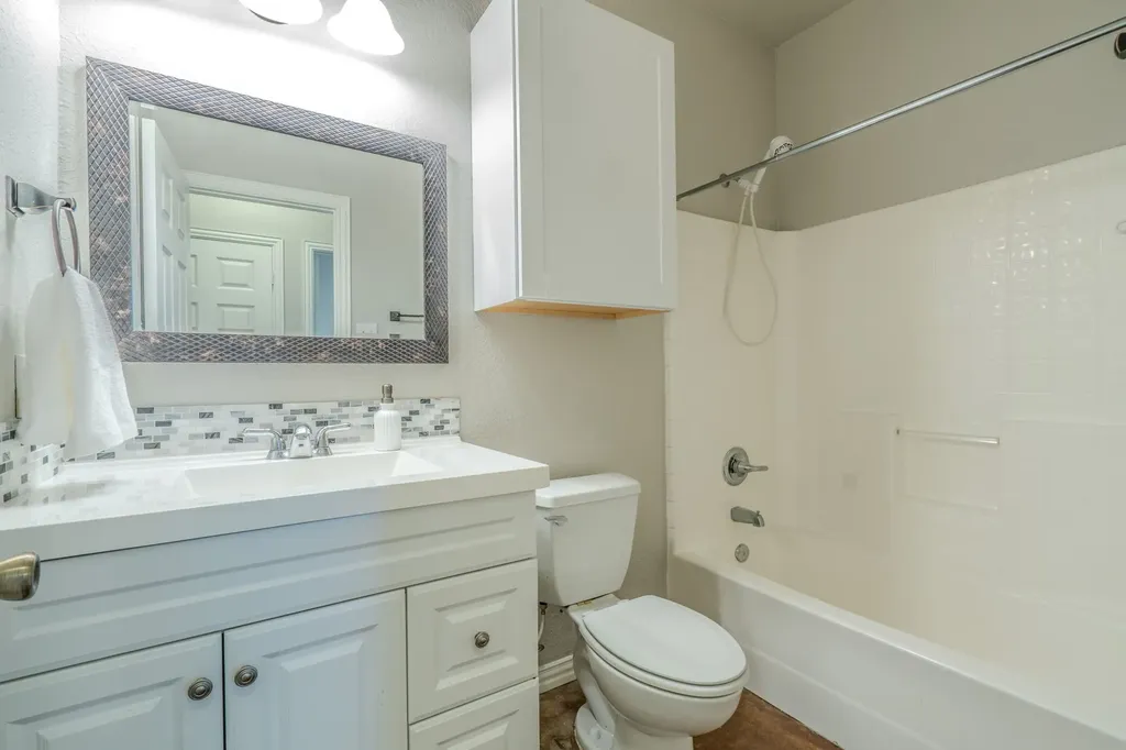 403 Summer Tree Lane Springtown TX 76082