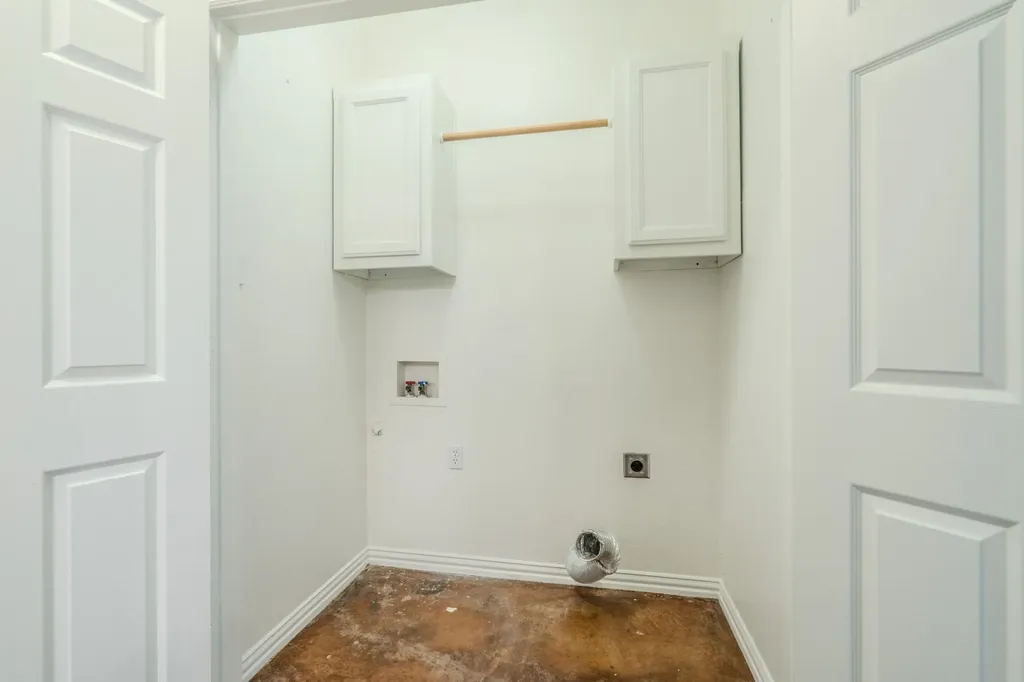 403 Summer Tree Lane Springtown TX 76082
