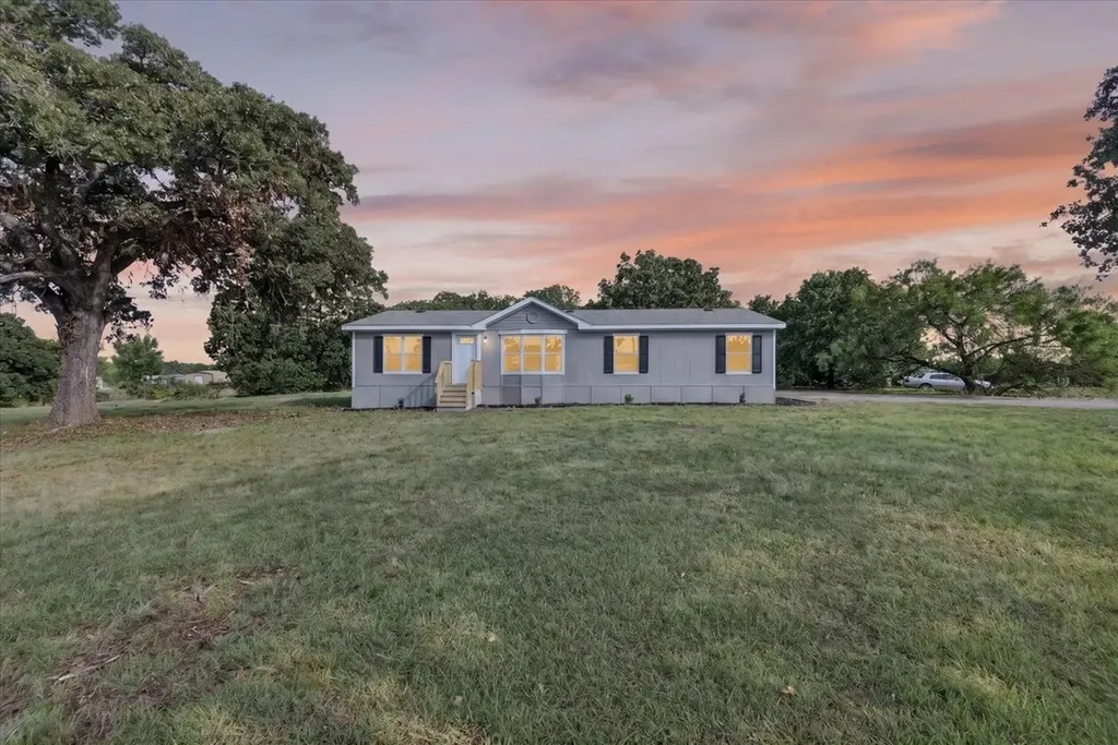 6001 Overbrook Farm Lane Joshua TX 76058