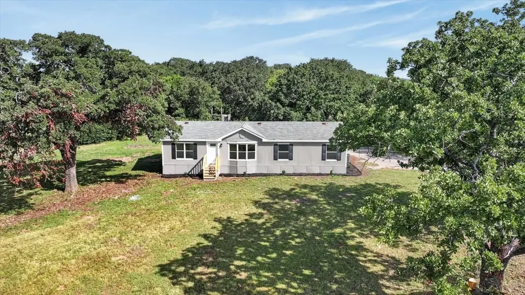 6001 Overbrook Farm Lane Joshua TX 76058