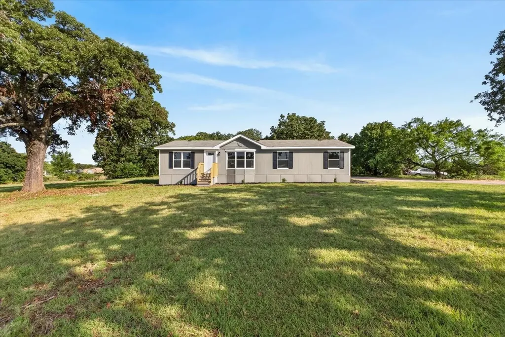 6001 Overbrook Farm Lane Joshua TX 76058