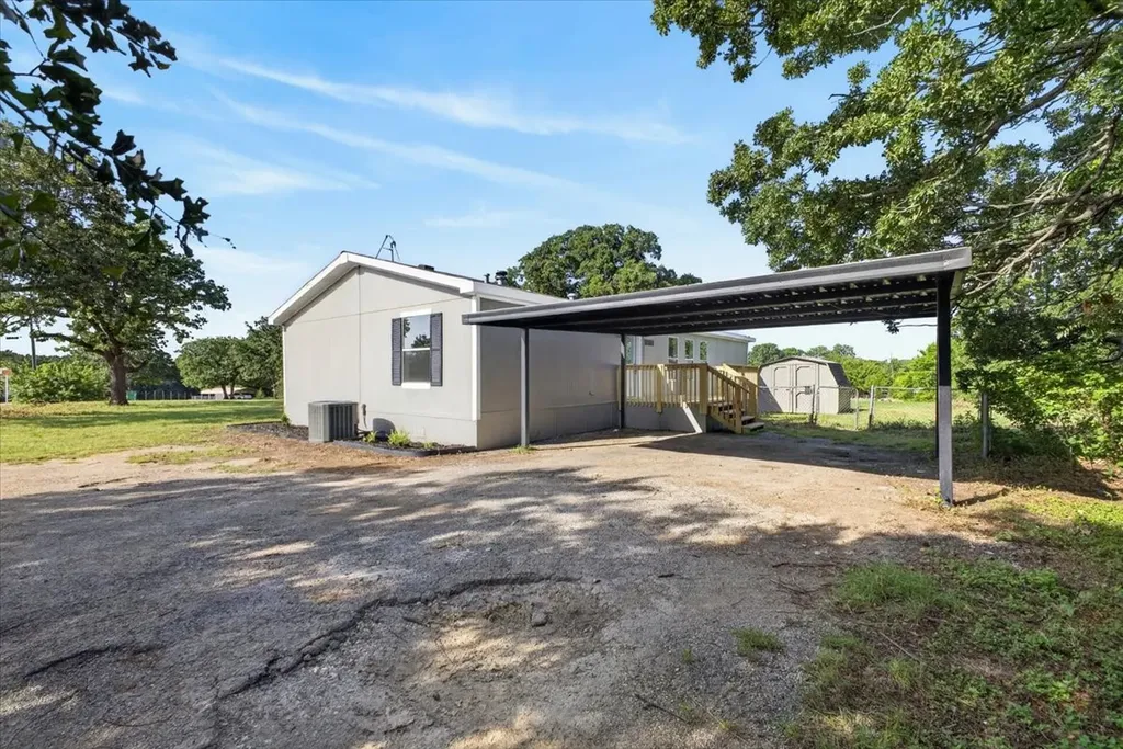 6001 Overbrook Farm Lane Joshua TX 76058