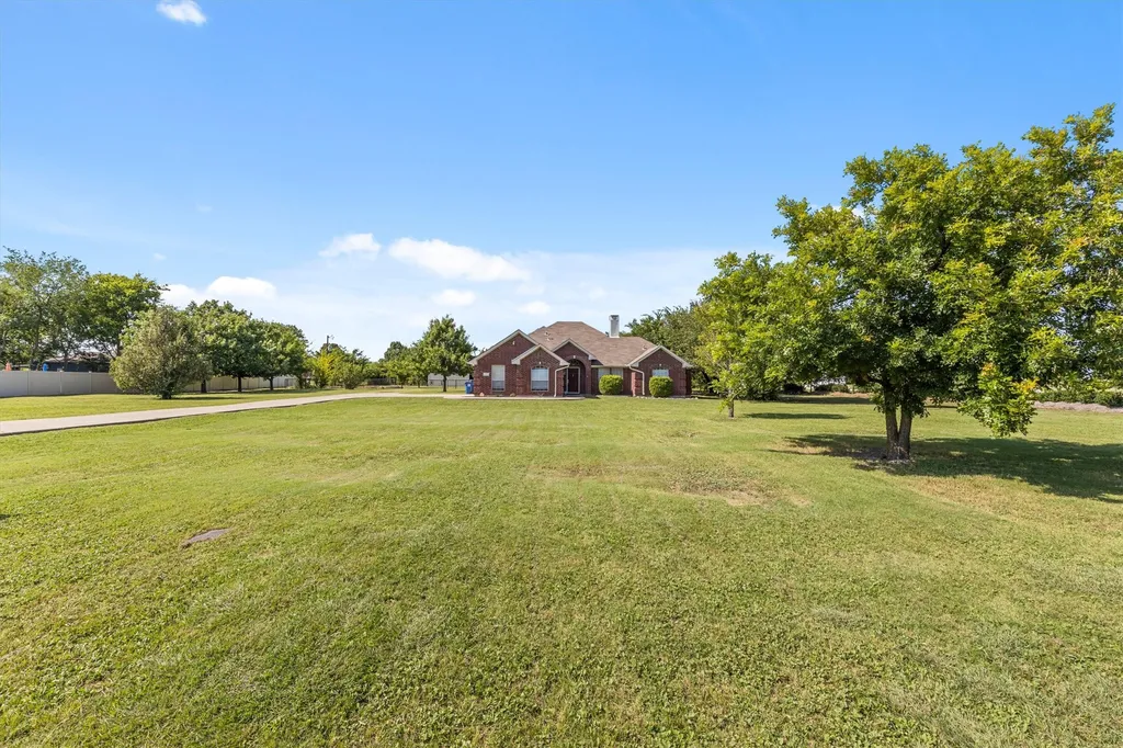 9 Horseman Drive Lucas TX 75002