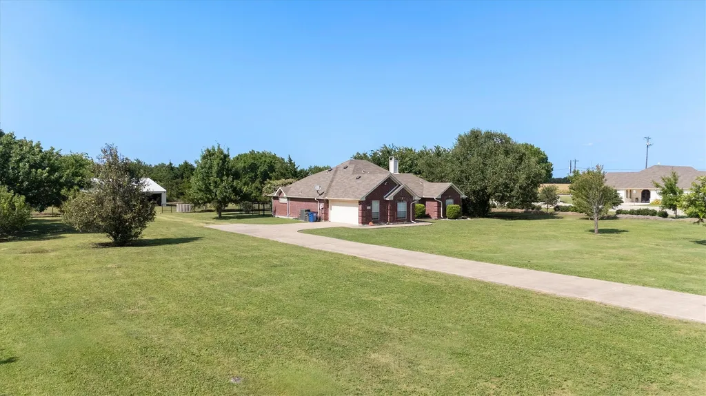 9 Horseman Drive Lucas TX 75002