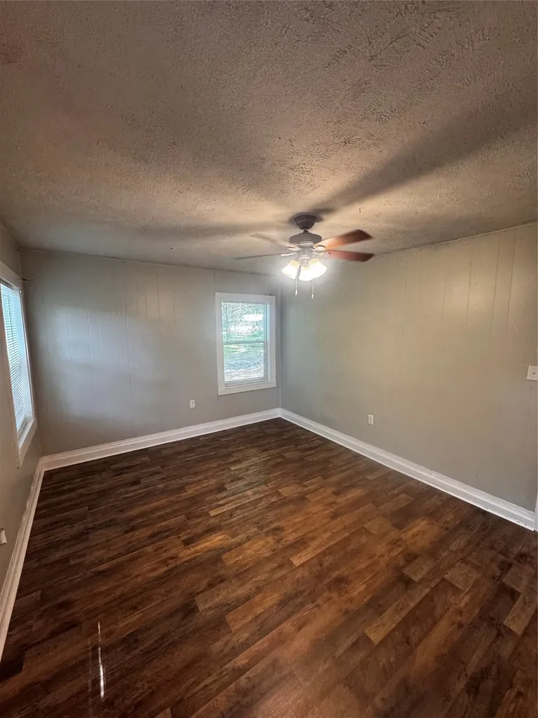 127 Frances Street Mineola TX 75773