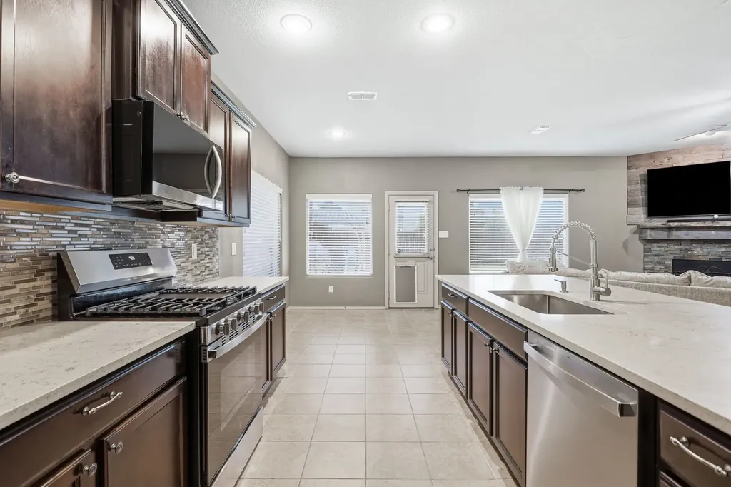 1817 Potrillo Lane Fort Worth TX 76131