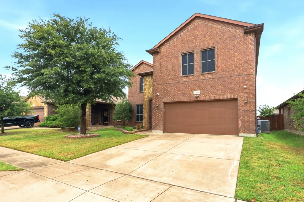 1817 Potrillo Lane Fort Worth TX 76131