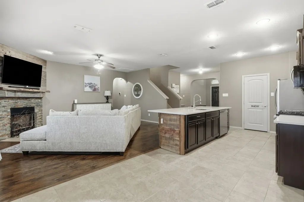 1817 Potrillo Lane Fort Worth TX 76131