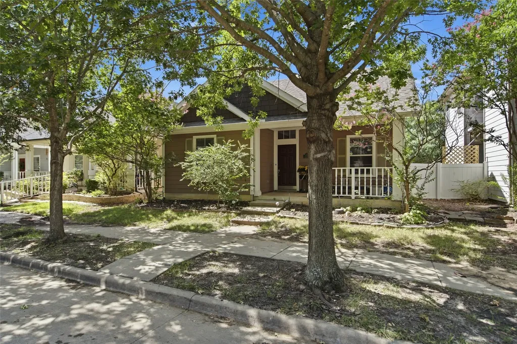 1728 Mercer Way Savannah TX 76227