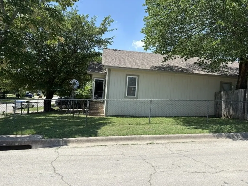 2800 24th Street Fort Worth TX 76106