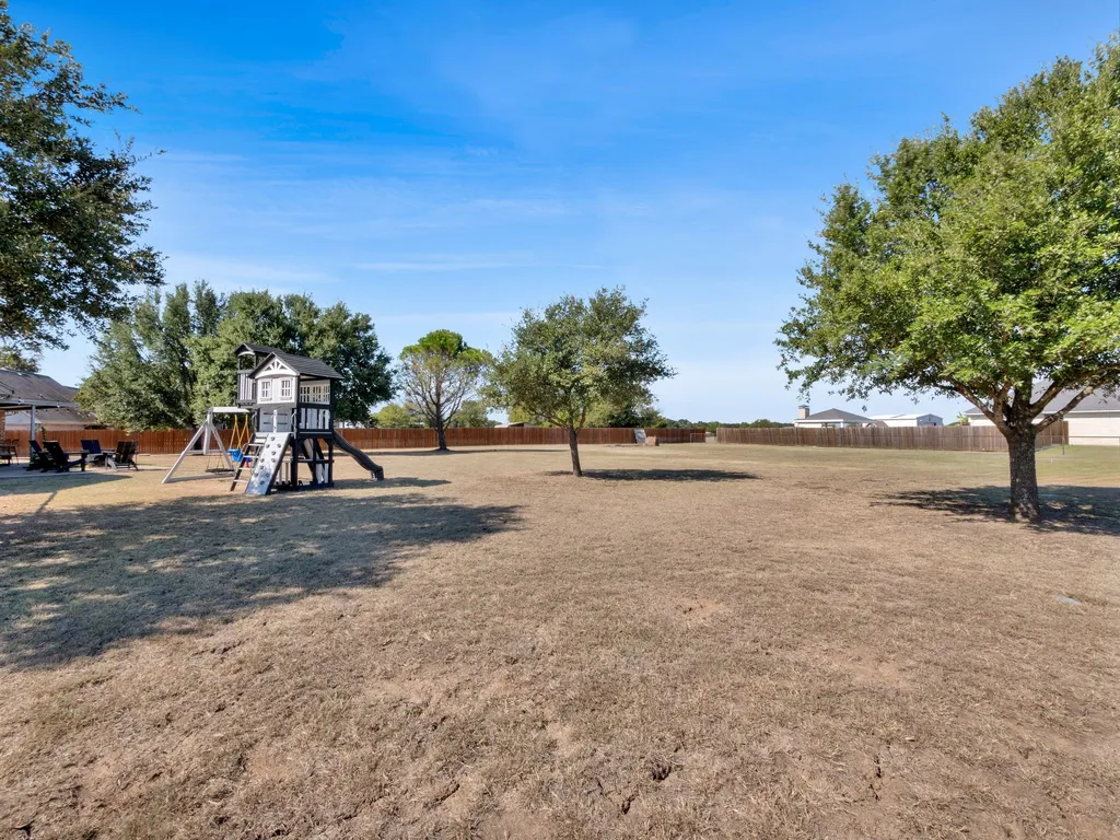 1020 Oak Hollow Lane Combine TX 75159