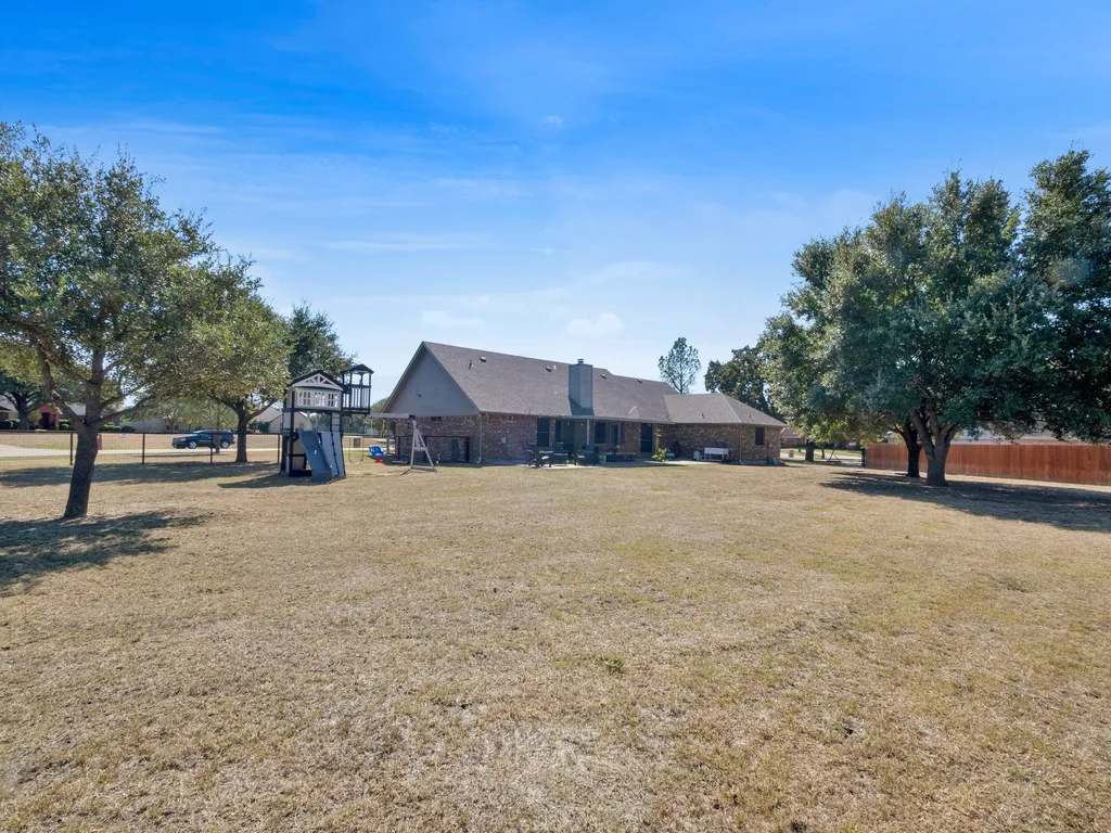 1020 Oak Hollow Lane Combine TX 75159