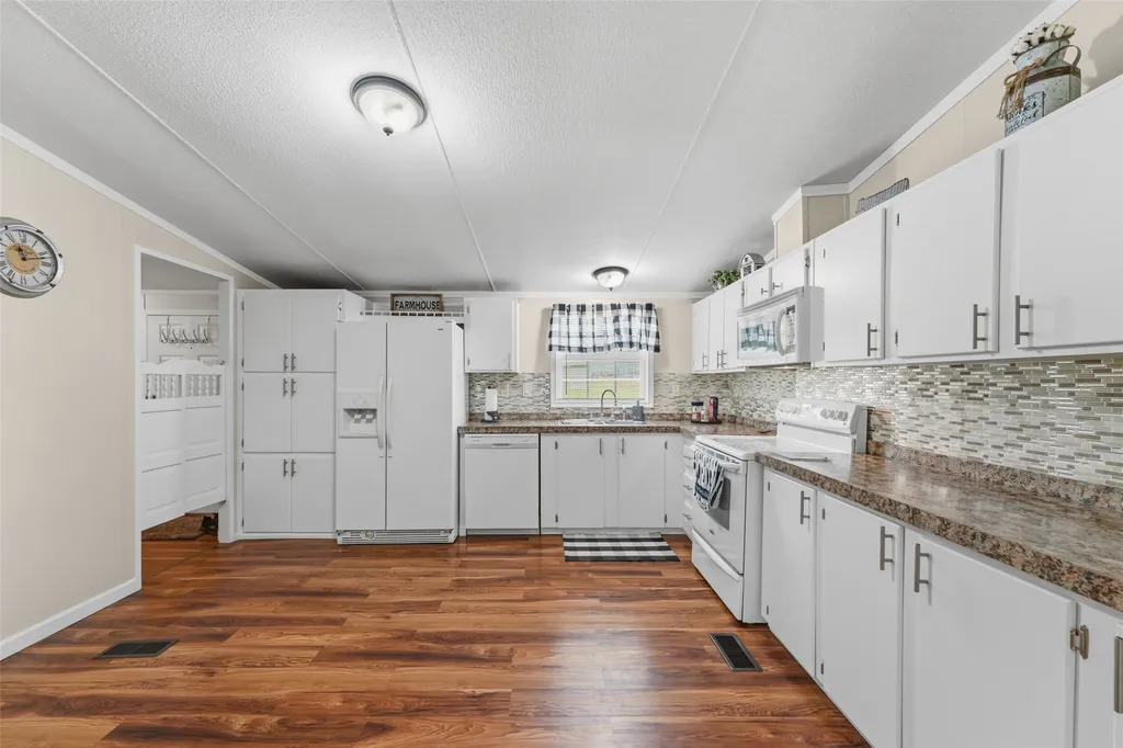 542 Private Road 4906 Haslet TX 76052