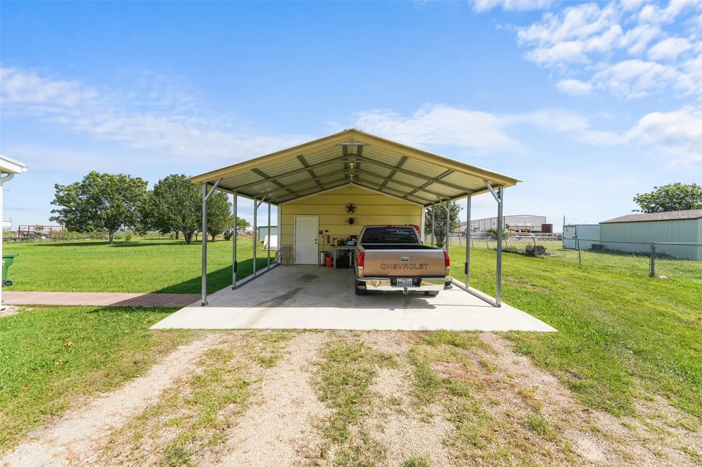542 Private Road 4906 Haslet TX 76052