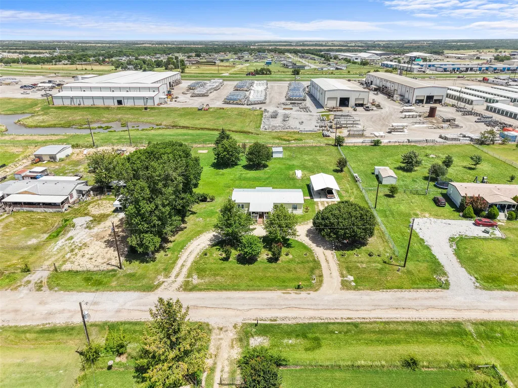 542 Private Road 4906 Haslet TX 76052