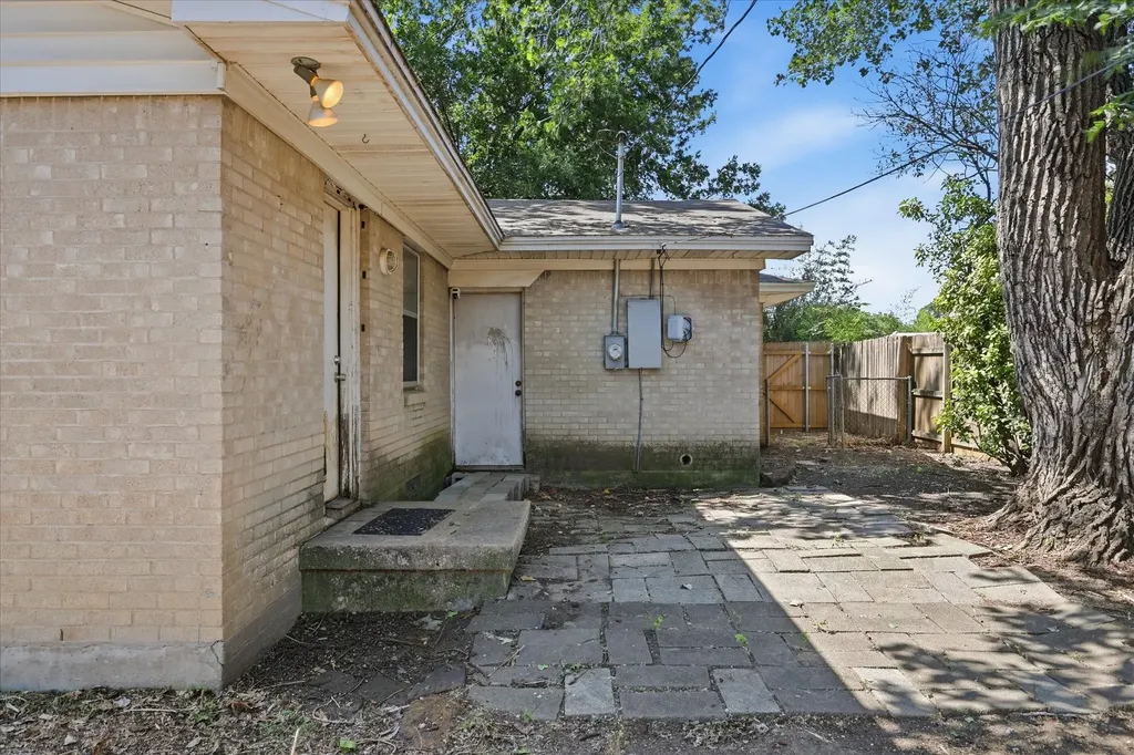 1005 Monterey Drive Denton TX 76209