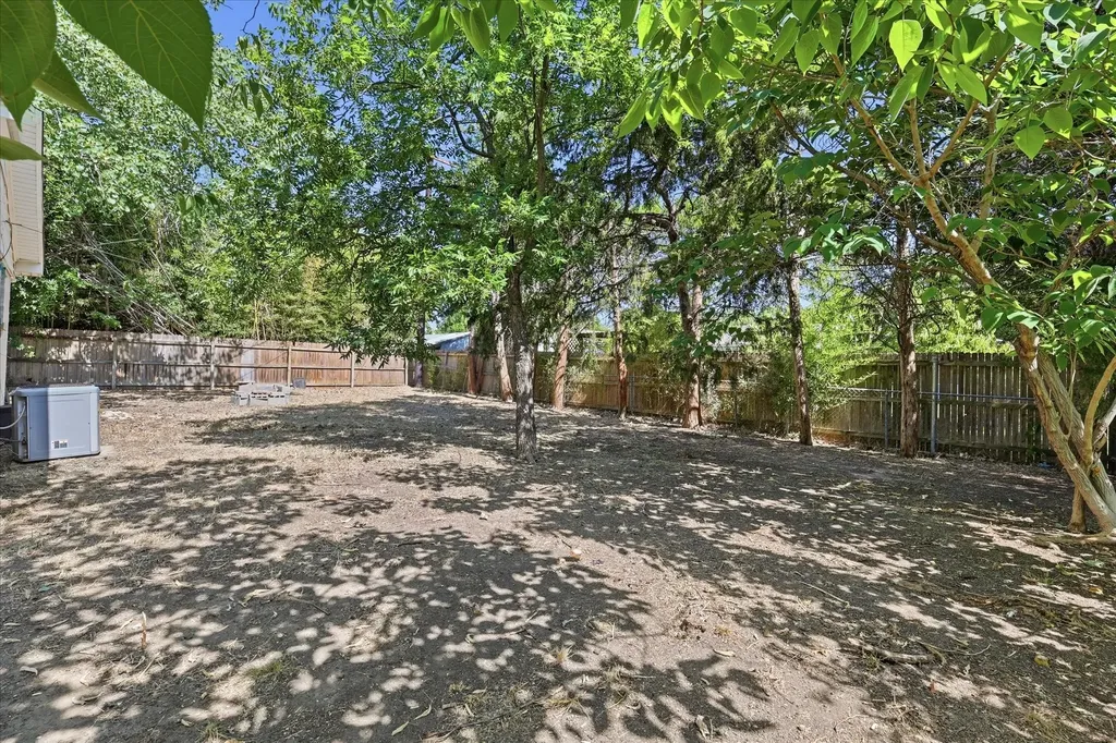 1005 Monterey Drive Denton TX 76209