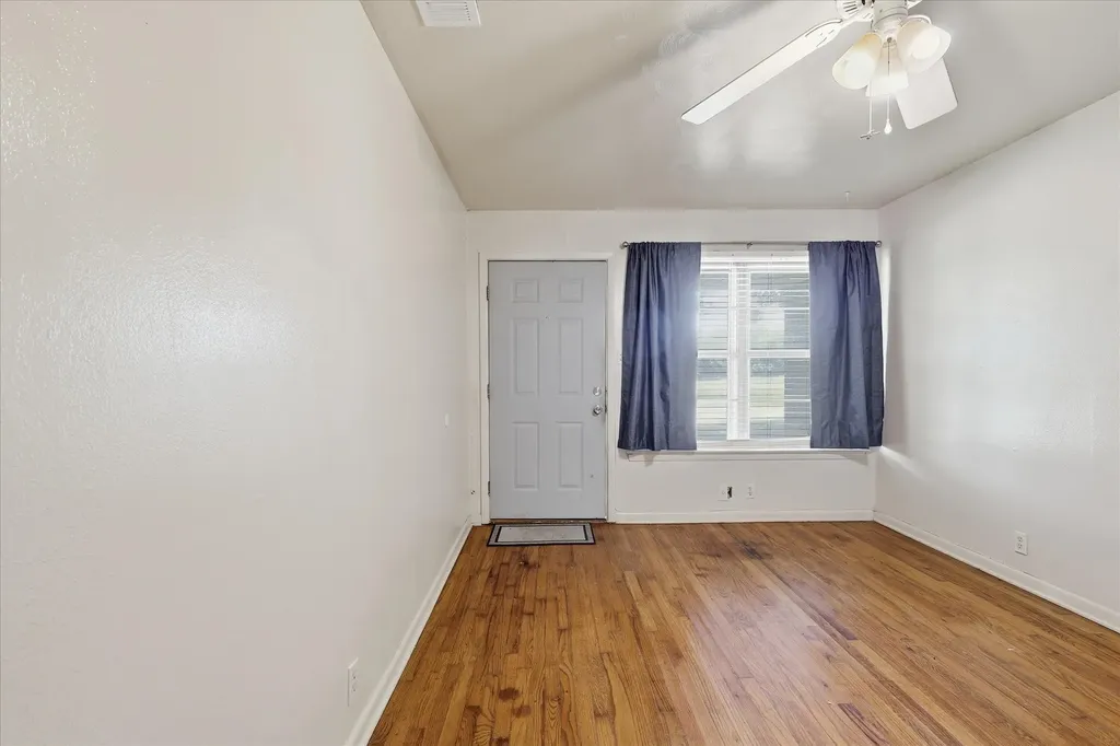 1005 Monterey Drive Denton TX 76209