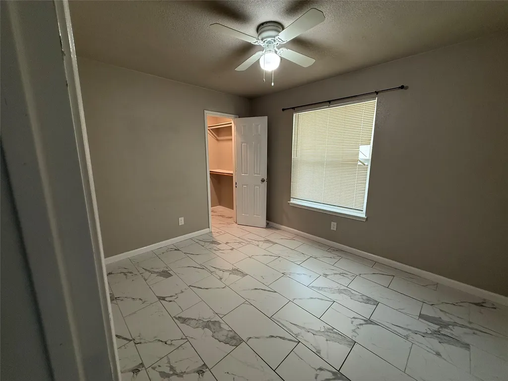 109 Colony Drive Arlington TX 76002