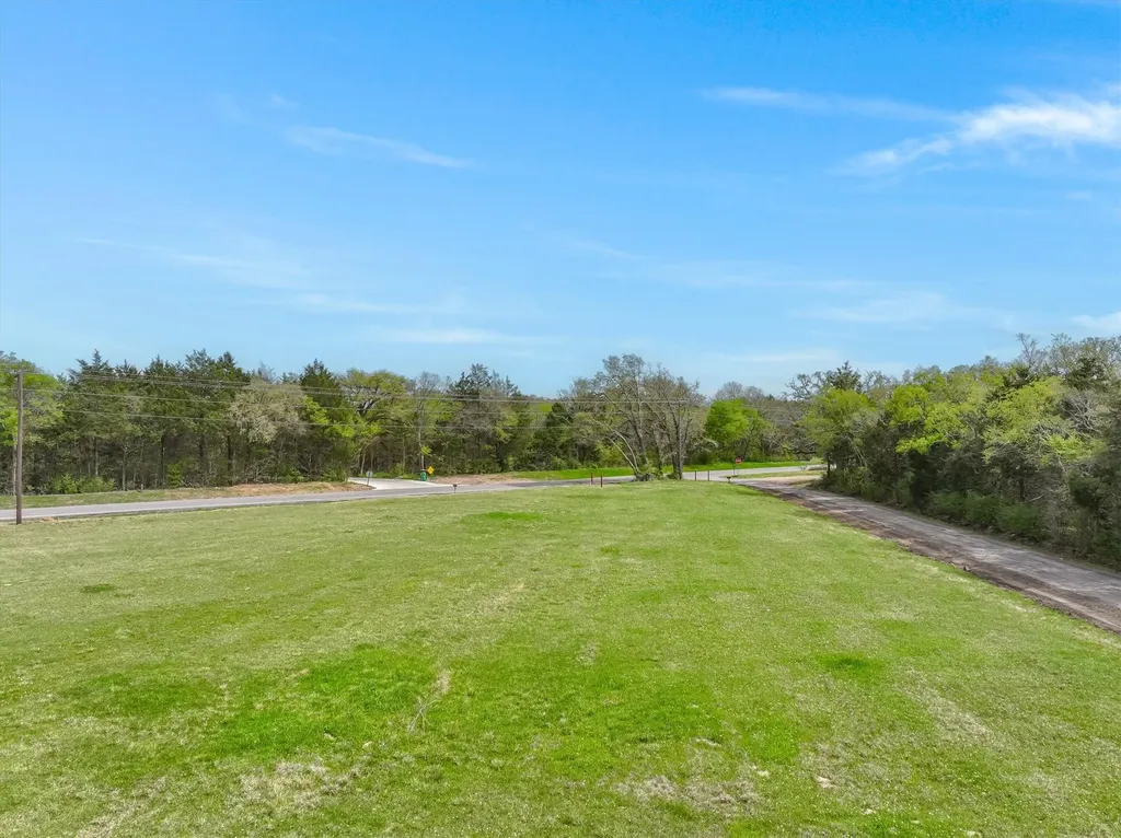 000 Vz County Road 3201 Edgewood TX 75117