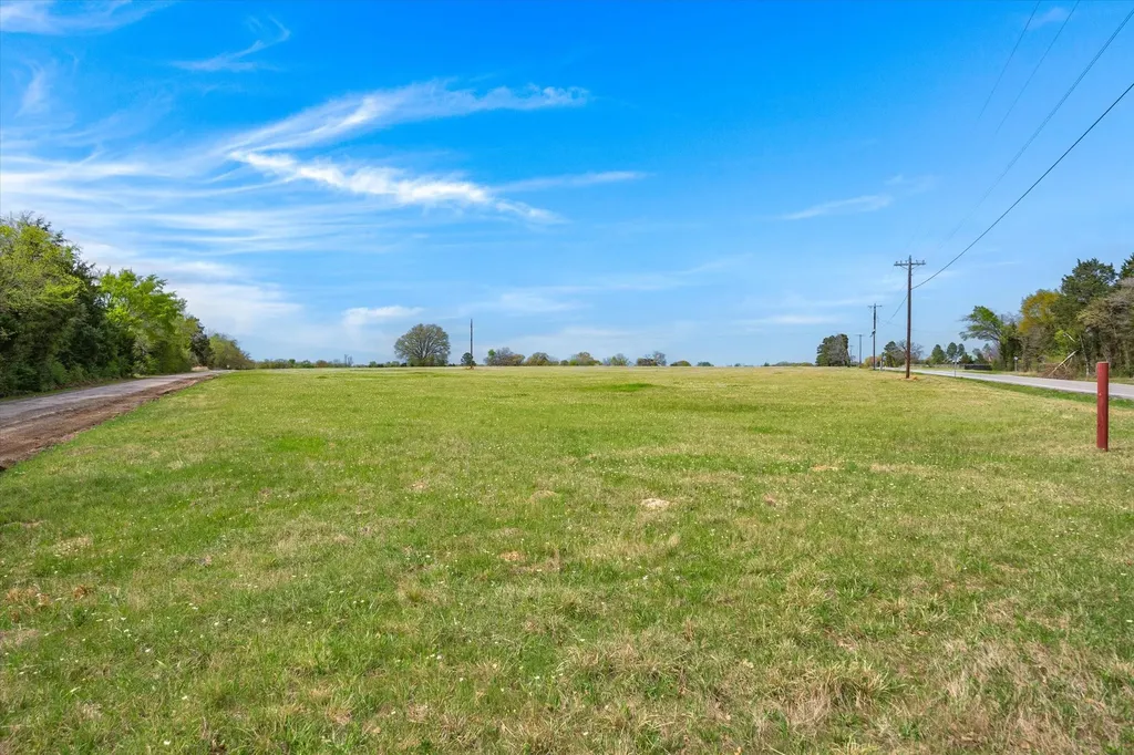 000 Vz County Road 3201 Edgewood TX 75117
