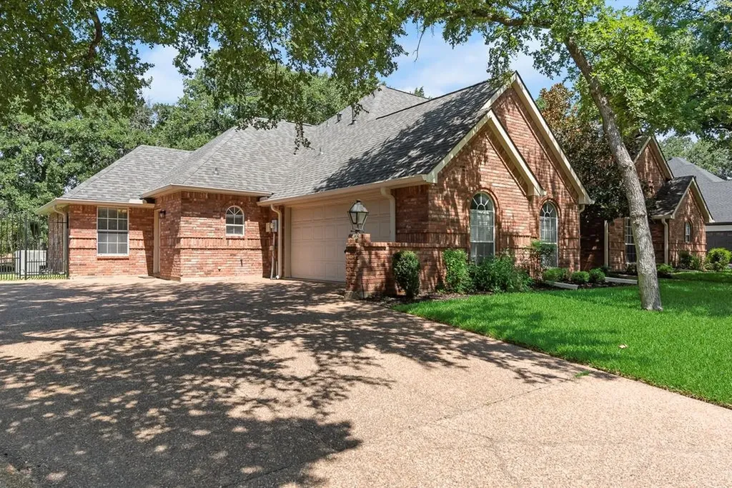 1310 Austin Thomas Drive Keller TX 76248