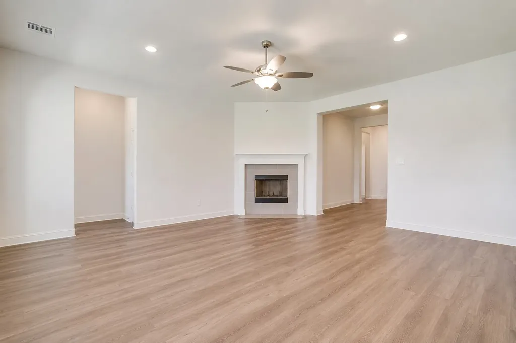 201 W 4th Street Keene TX 76059