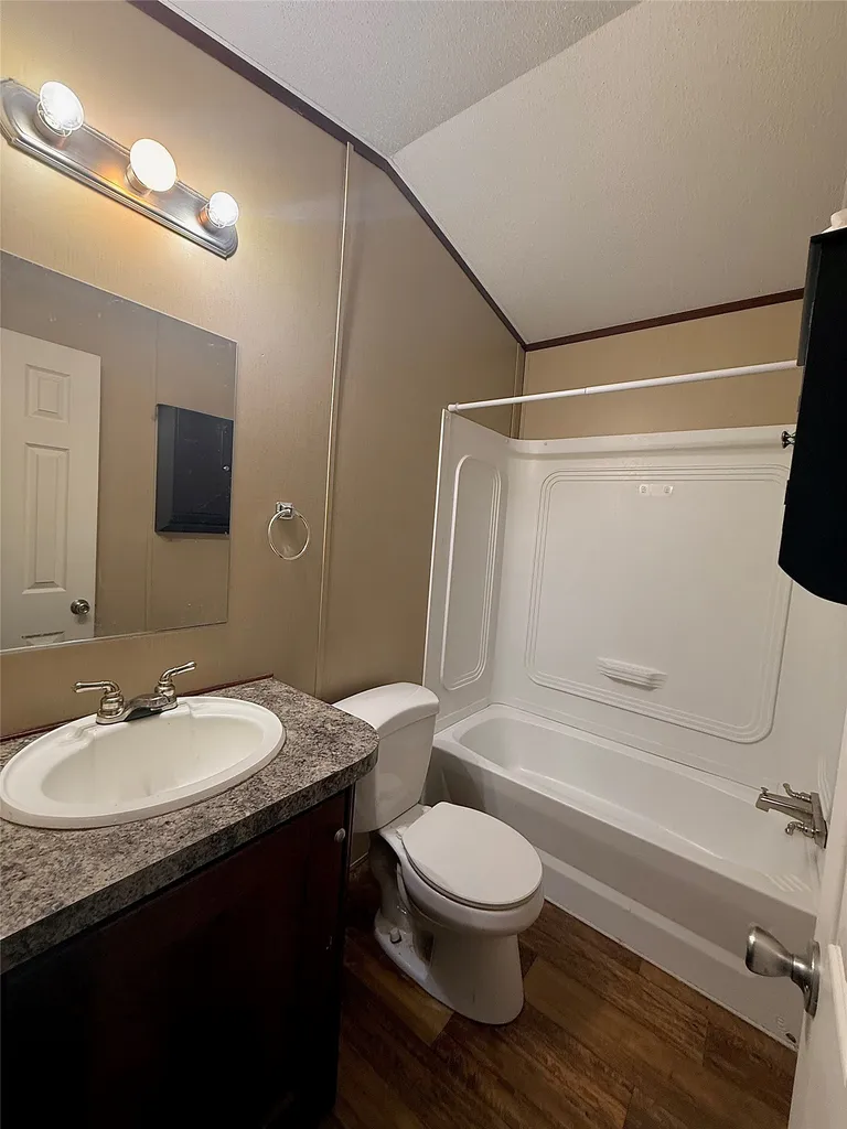 1809 Ranch Road Grand Prairie TX 75052