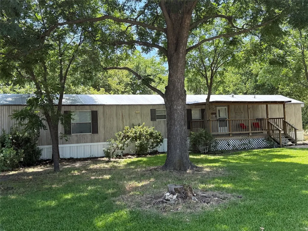 1809 Ranch Road Grand Prairie TX 75052
