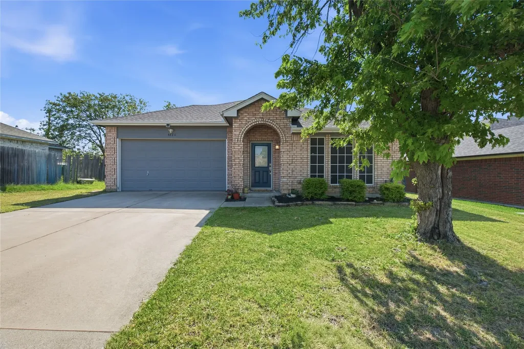 4828 Deal Drive Fort Worth TX 76135