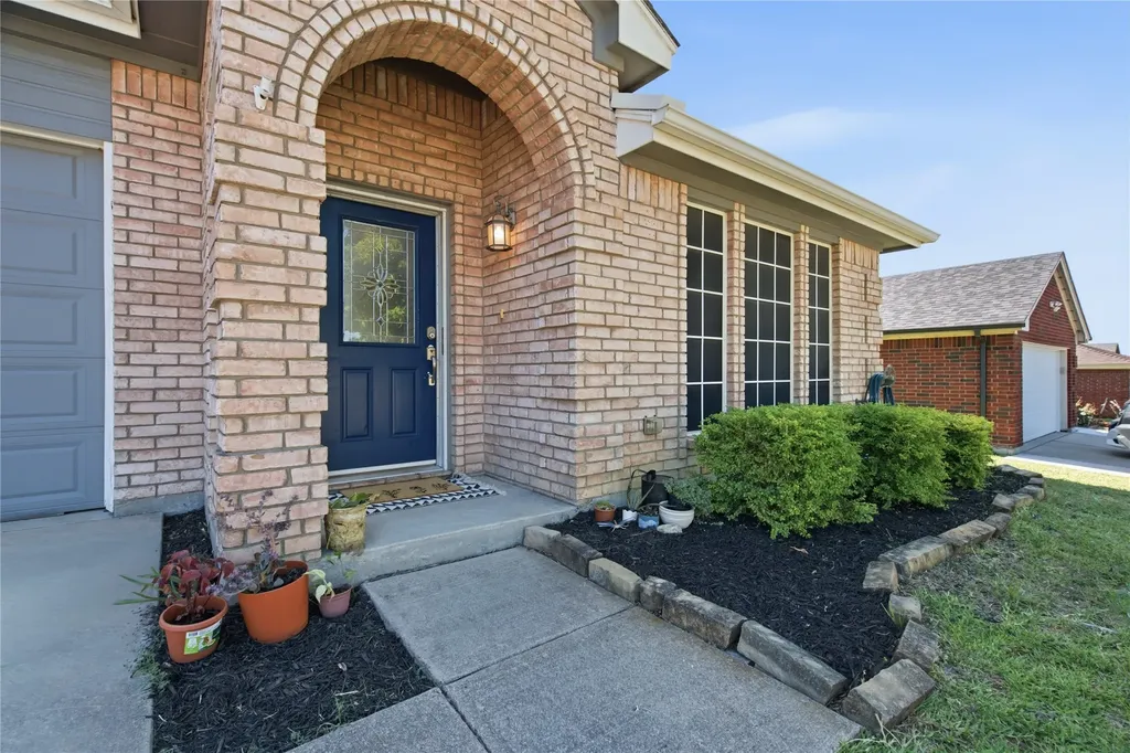 4828 Deal Drive Fort Worth TX 76135