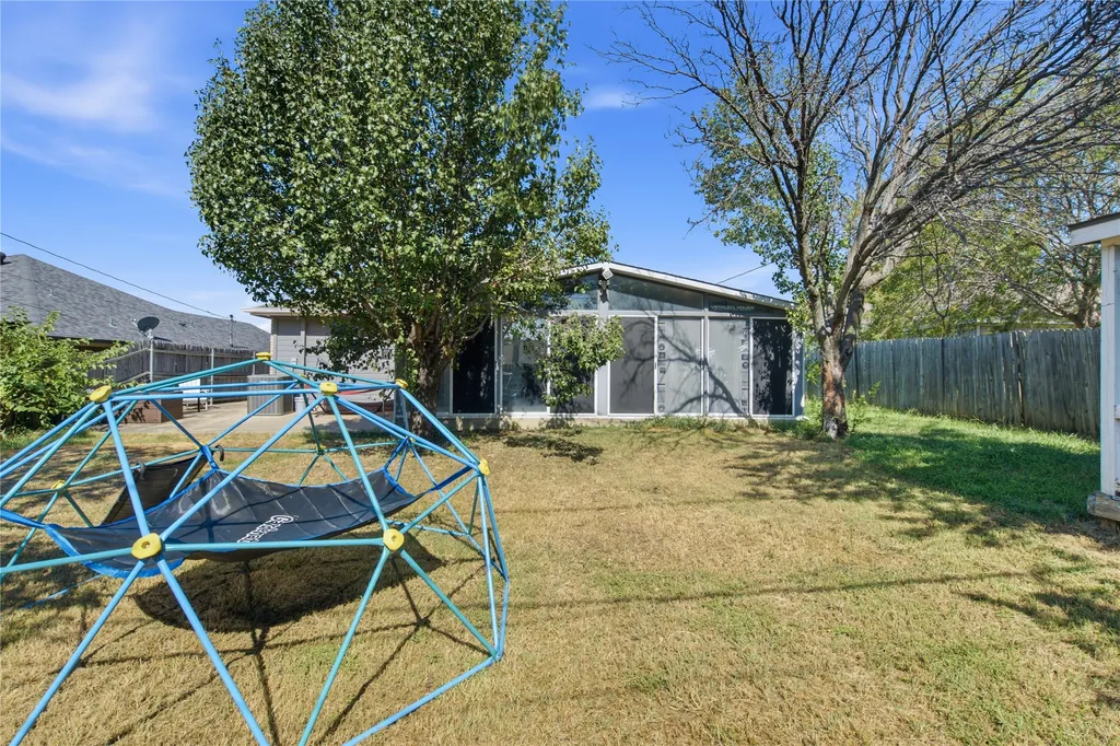 4828 Deal Drive Fort Worth TX 76135