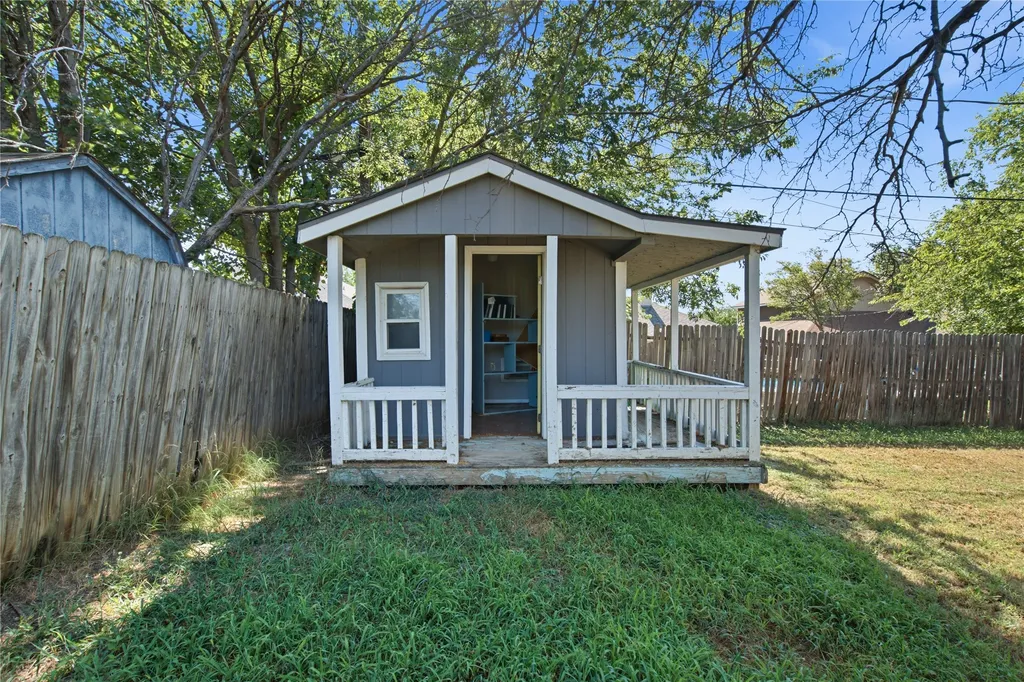 4828 Deal Drive Fort Worth TX 76135