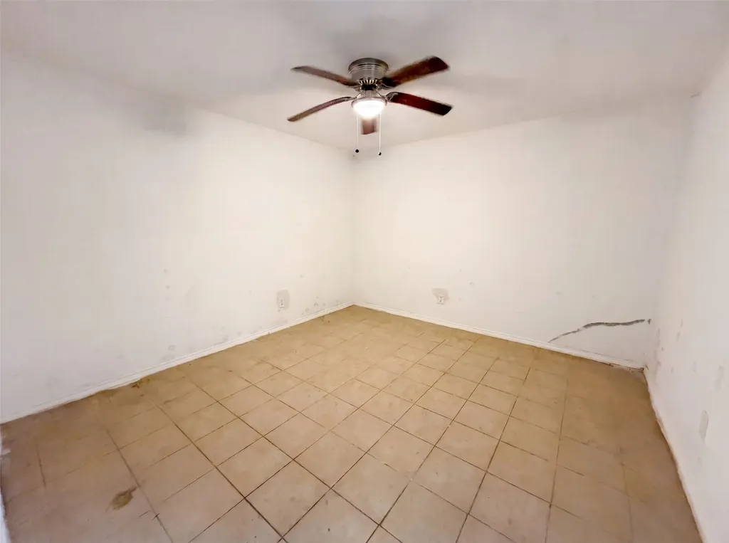 2210 Ben Hur Street Dallas TX 75253