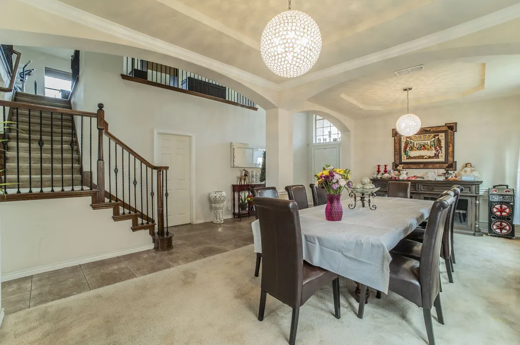 317 Crescent Creek Lane Fort Worth TX 76140