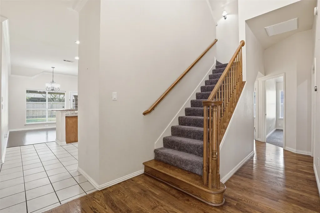 517 Acorn Court Saginaw TX 76179