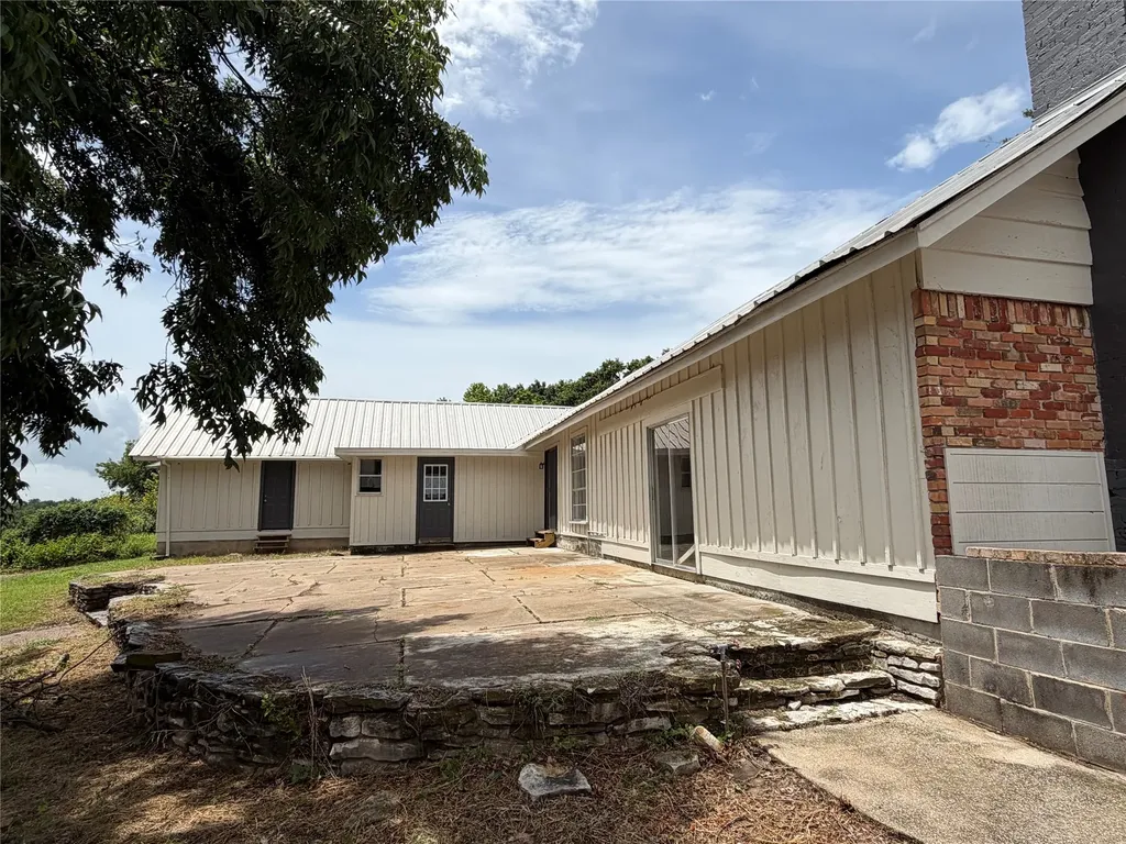 1102 Chilton Street Weatherford TX 76086
