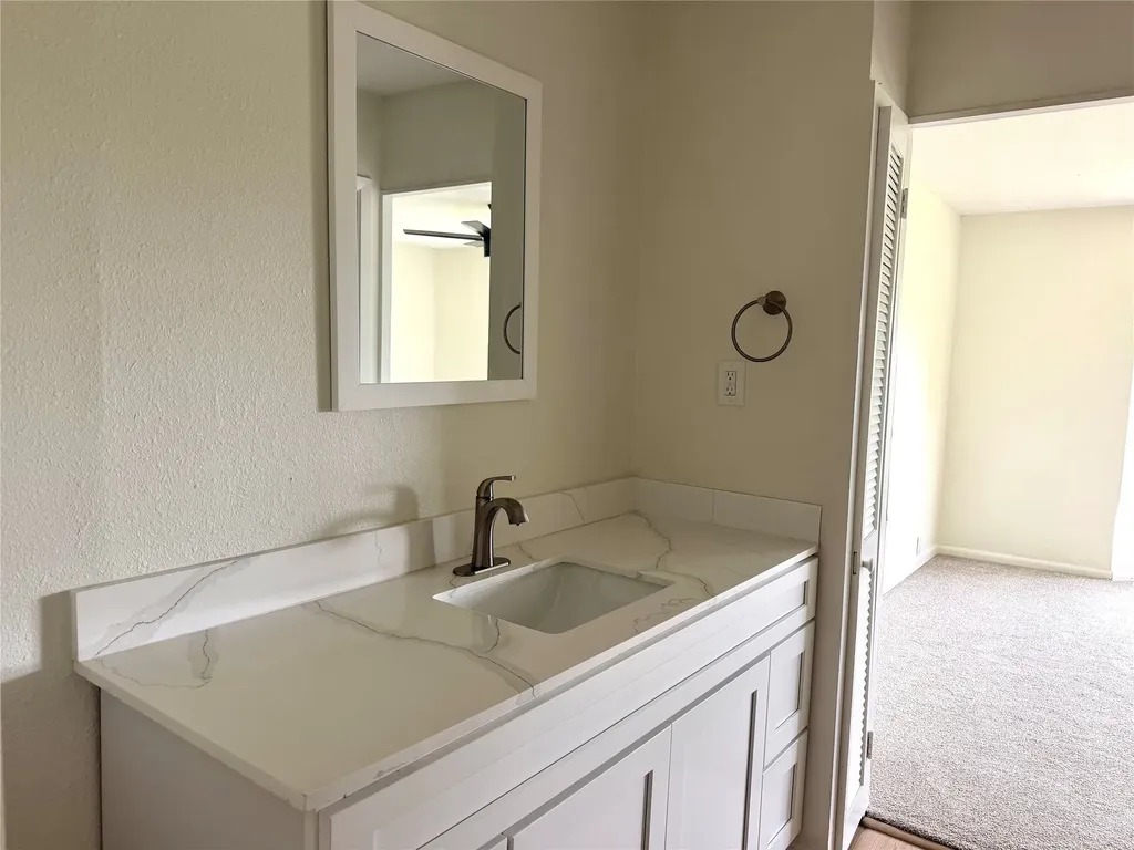1102 Chilton Street Weatherford TX 76086